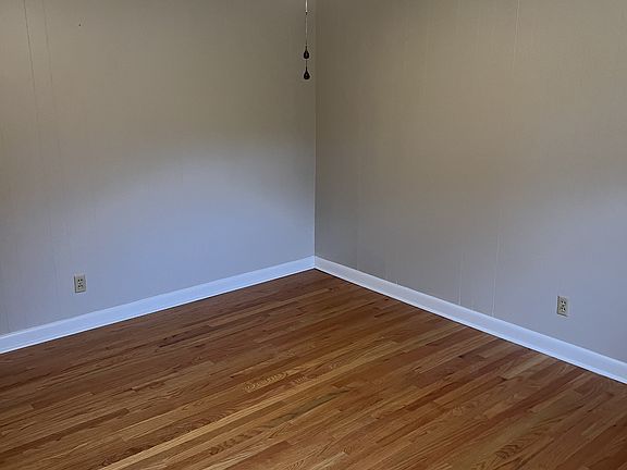 4th image of 210 N May St APT 8