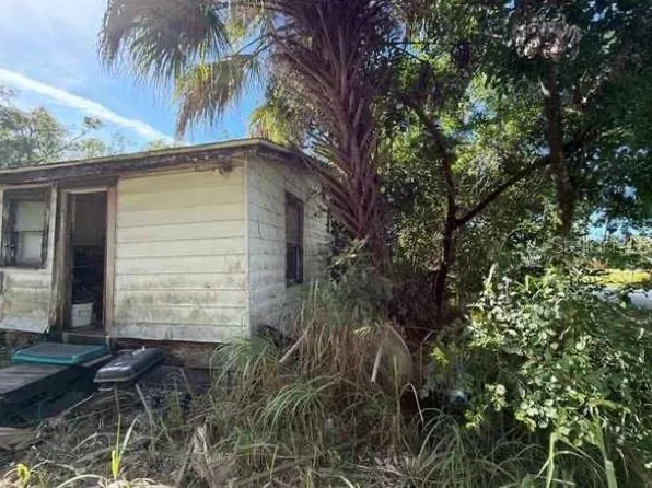 2103 45th Street Ct E, Bradenton, FL 34208