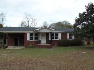 3901 Savannah Grove Rd, Effingham, SC 29541