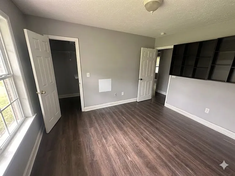 143 Corinth Dr — Photo 6