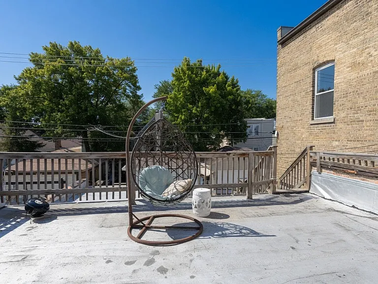 5834 W Irving Park Rd #1R — Photo 9