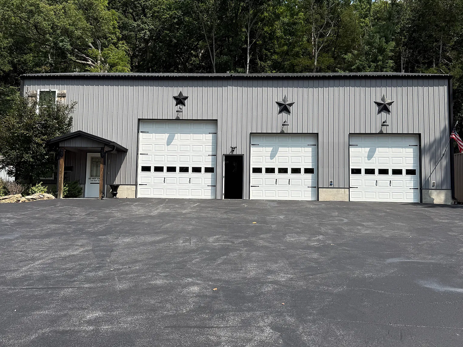 457 Romaine Creek Rd — Photo 2