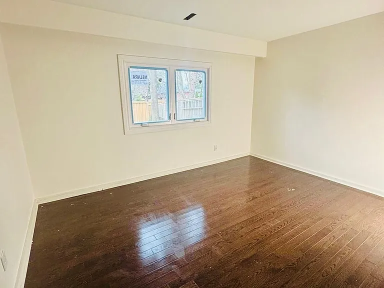 9 Tilley Dr — Photo 6