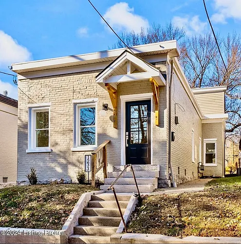 1233 Payne St Photo 1
