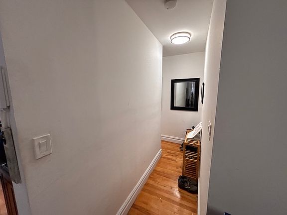 4th image of 350 E 67th St #8B
