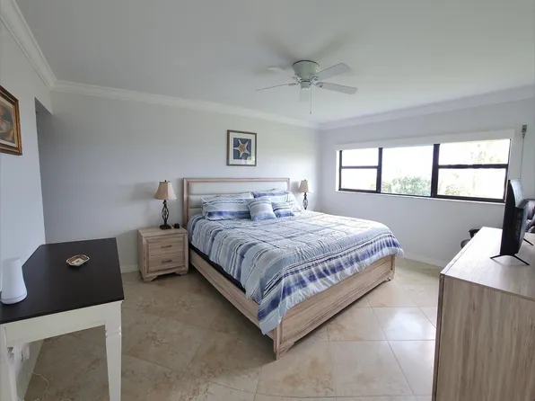 5151 N Highway A1a #213, Hutchinson Island, FL 34949