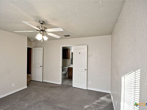 5th image of 969 Brown Rock Dr