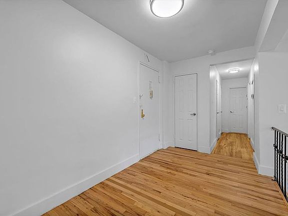3rd image of 411 E 26th St #3E
