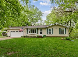 6261 33rd Avenue Dr, Shellsburg, IA 52332