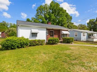 419 S Pearl St, Troy, NC 27371
