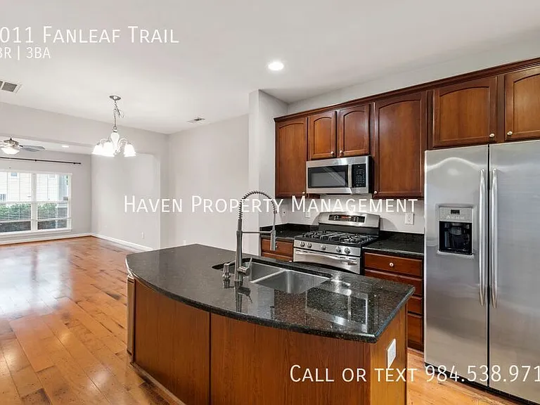 8011 Fanleaf Trl — Photo 14