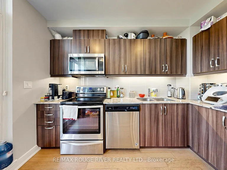 1486 Bathurst St #503 — Photo 7