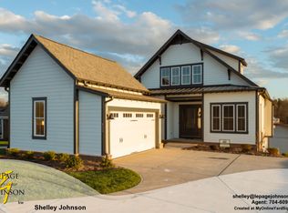 132 Sisters Cove Court, Mooresville, NC 28117