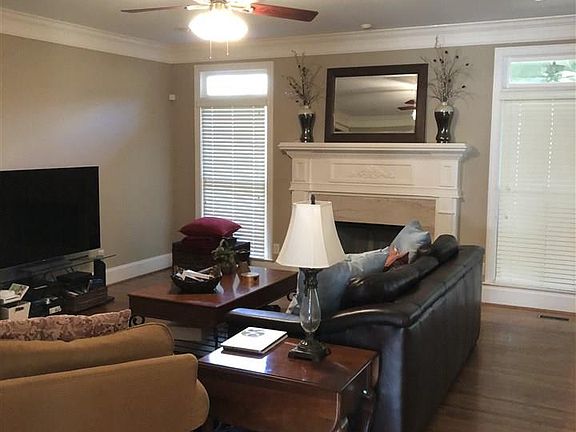 5th image of 375 Vick Cir