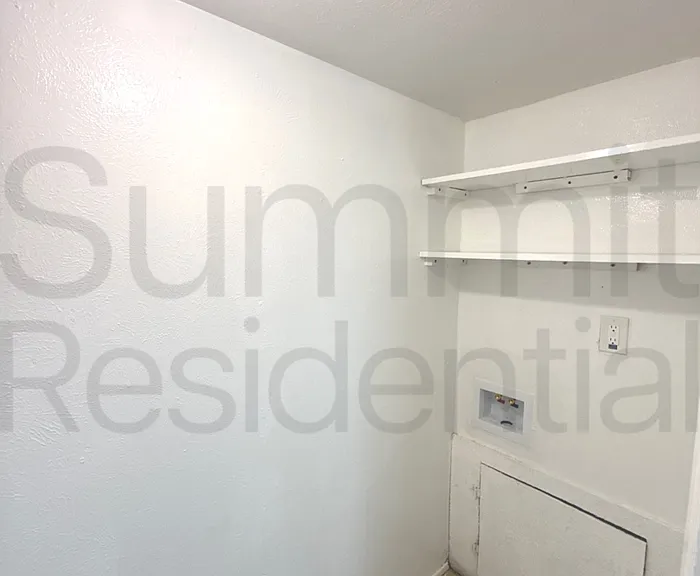 6078 Dooley Dr — Photo 13