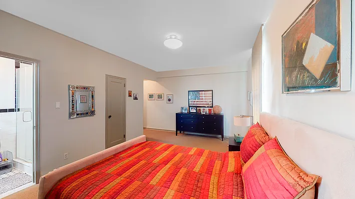 Sold by Maxwell Kates Inc. | media 28