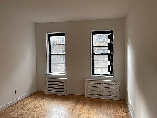 2nd image of 413 E 82nd St APT 4C