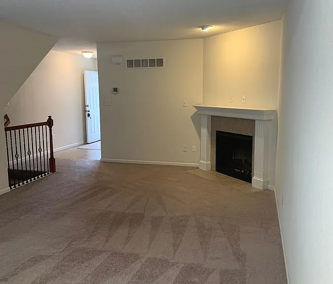 5606 NW Downing St — Photo 2