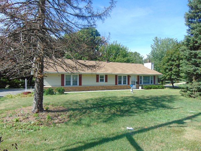 1st image of 9109 N Timber Ln