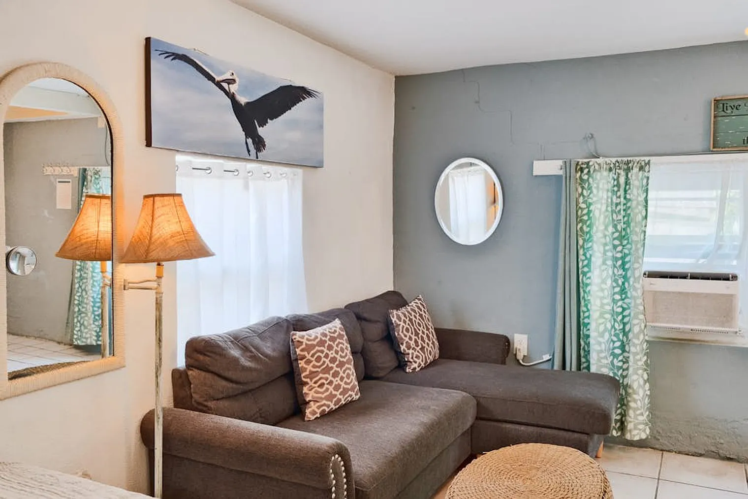 5 bed, 3.0 bath, 3293 sqft, $8,532 — Photo 3