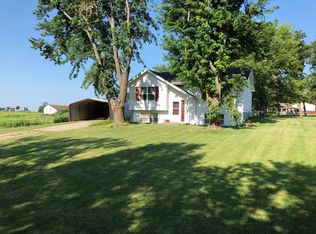 202 Iowa Ave, College Springs, IA 51637