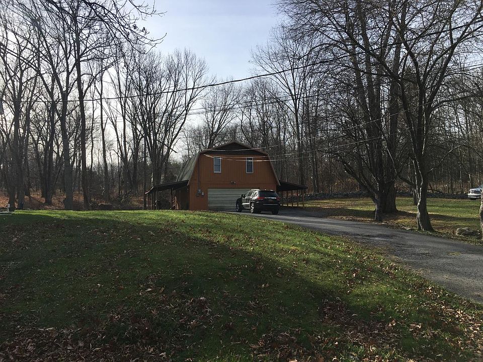 2nd image of 128 Mockingbird Hill Rd