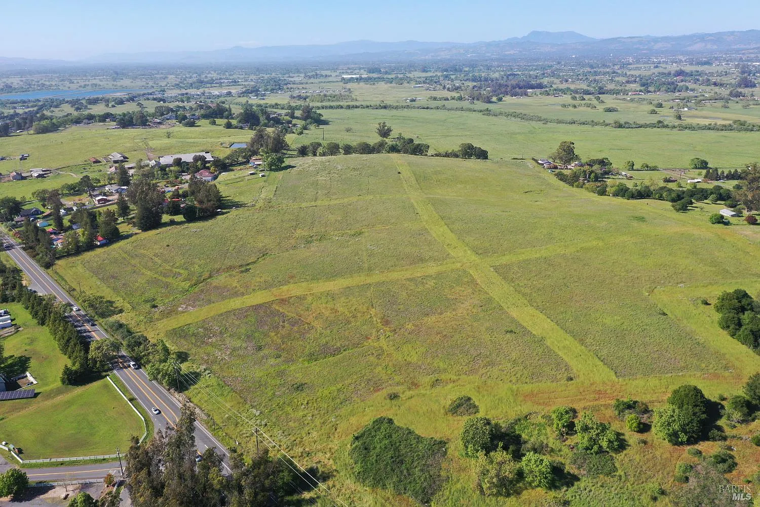5301 S Gravenstein Highway S - in Sebastopol, CA