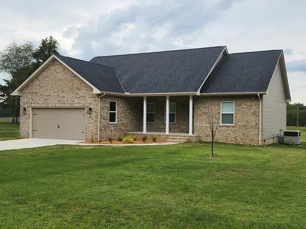 210 Peaceful Meadow Ln, Paris, TN 38242
