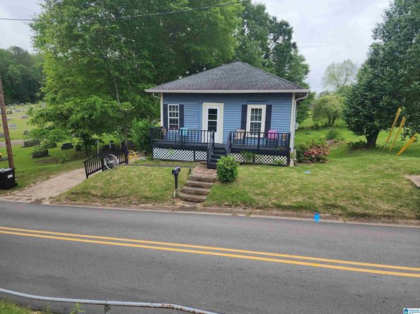 509 Peachtree St, Roanoke, AL 36274