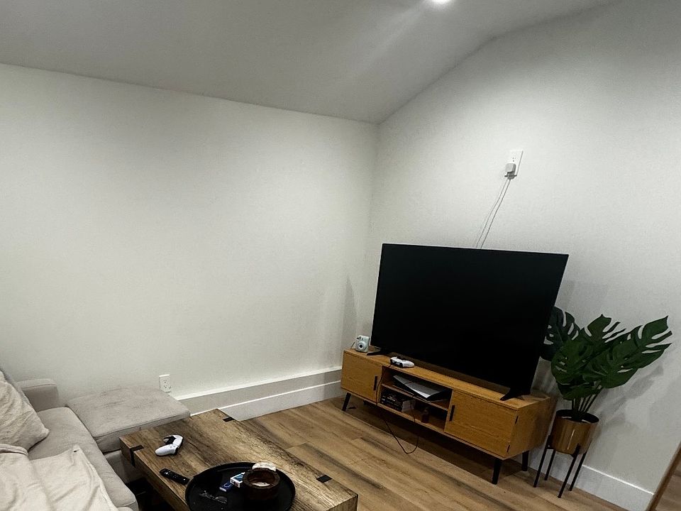 1st image of 5508 Beckford Ave