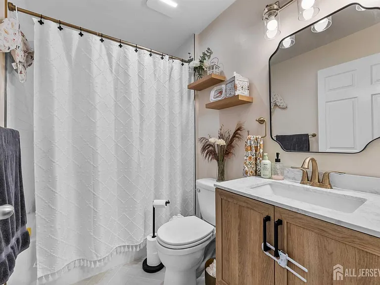 9 Ruby Ct — Photo 7