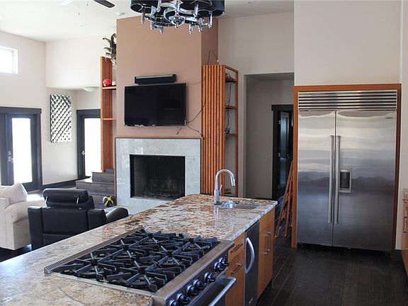 5th image of 2915 E Flagstone Cir