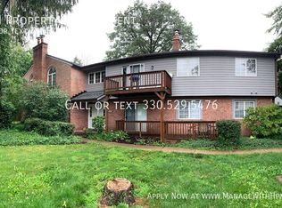 408 W Maple St APT B, North Canton, OH 44720