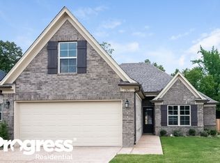 1421 Hemlock Dr, Southaven, MS 38671