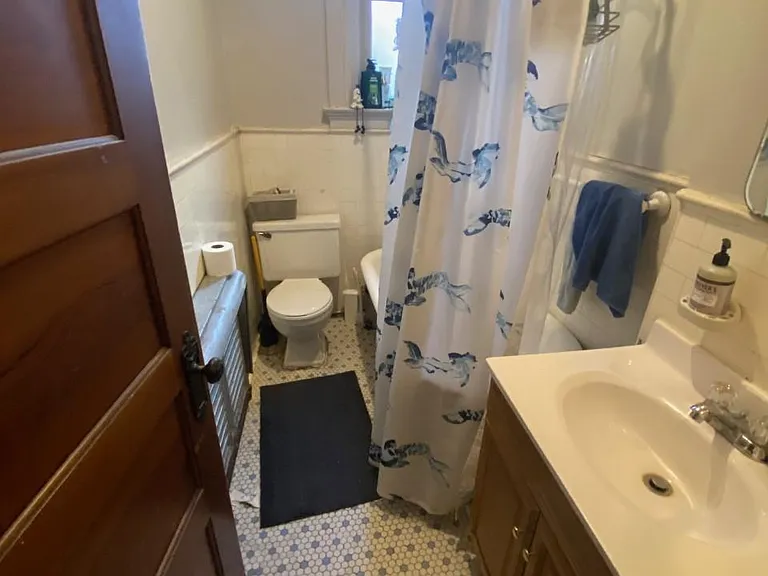 3201 Vine St — Photo 6
