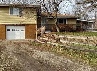 65 Perkins Ln, Burgettstown, PA 15021