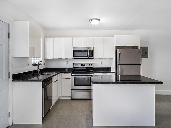 2nd image of 12506 NE 4th Ave APT 102