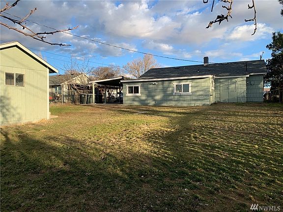 2nd image of 716 S Grand Dr