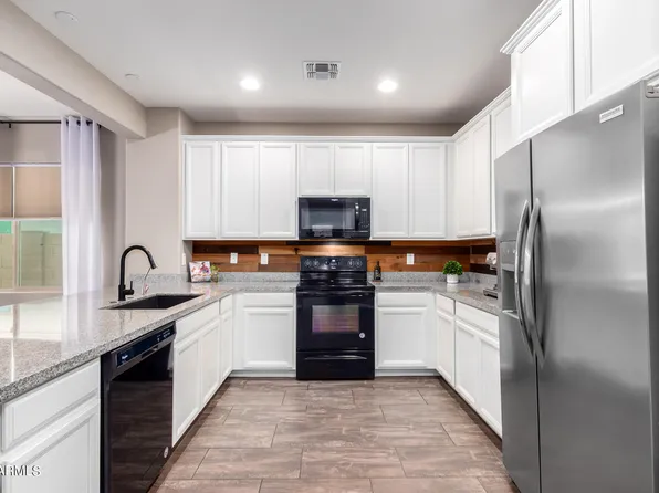 20187 W SHERMAN Street, Buckeye, AZ 85326