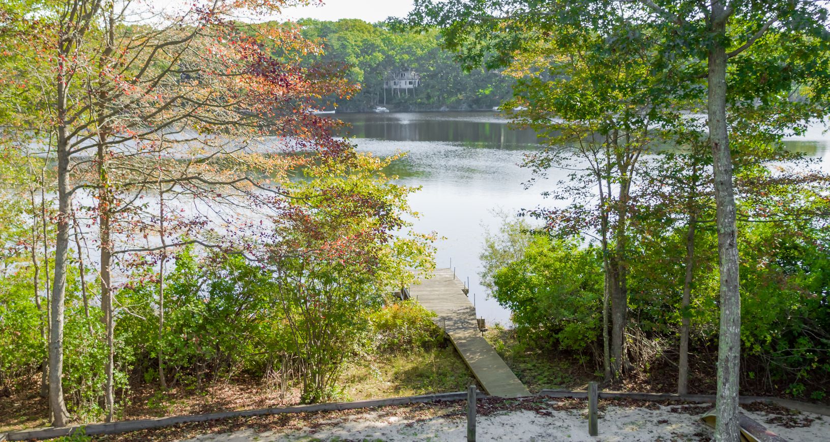  Dock Overlooking Serene & Exceptionally Clean, Little Fresh Pond