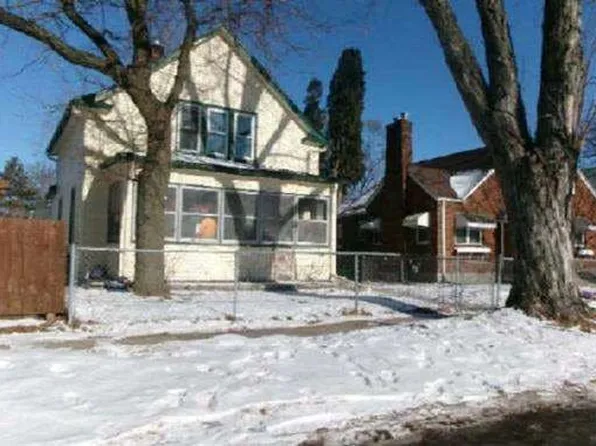 99 Geranium Ave W, Saint Paul, MN 55117