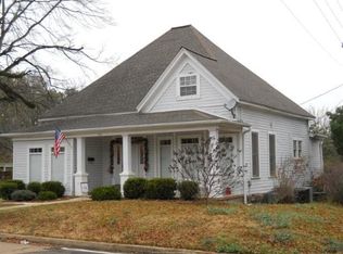 355 E Cherry St, Ackerman, MS 39735