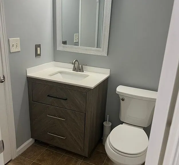 94 Burnham Dr — Photo 7