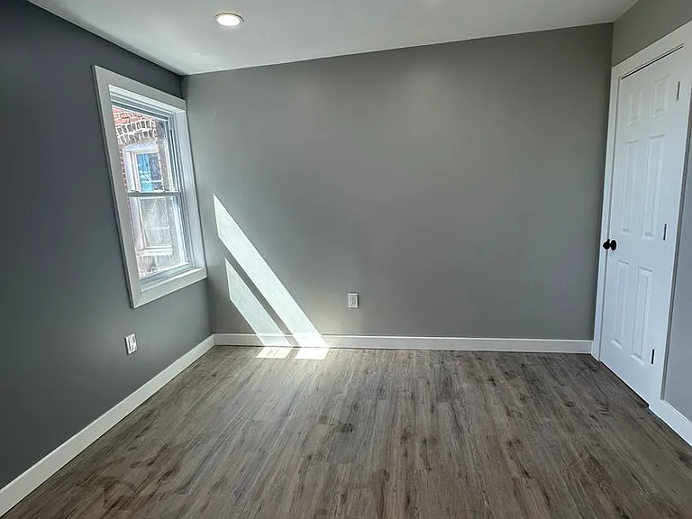 7216 Clinton Rd — Photo 10