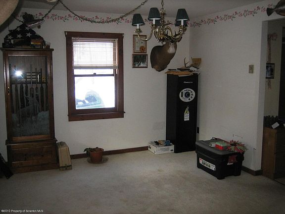 3rd image of 223 Shady Ln