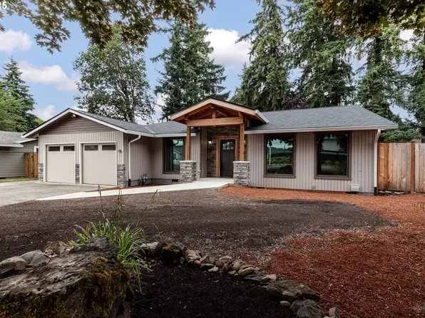 835 Matzen St, Saint Helens, OR 97051