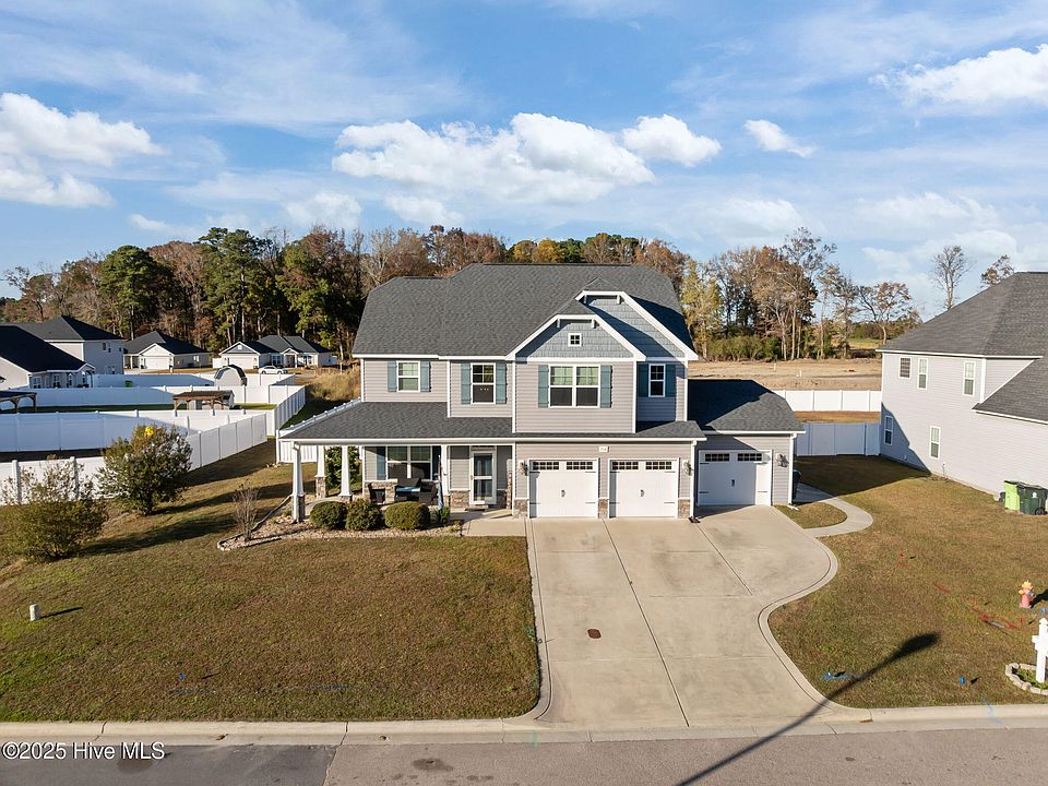 1st image of 316 Copper Creek Drive