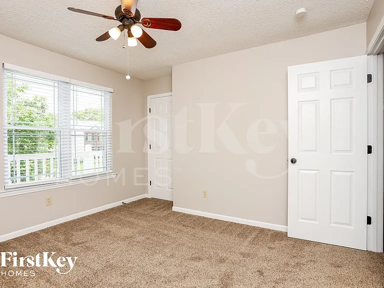 16263 Fullerton Meadows Dr — Photo 11
