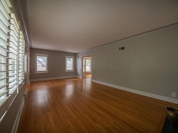 4th image of 6600 Nottingham Ave