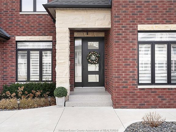 3rd image of 6036 Silver Maple Rd